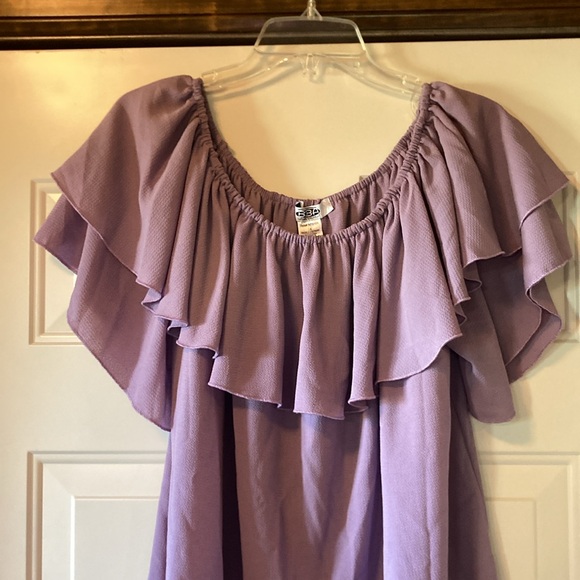 BBA 1X Lilac Ruffle Top - Picture 2 of 12